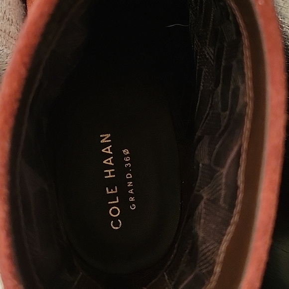 Cole Haan Grand Rinoa Back Zip Suede Booties, Size 7.5 - Picture 7 of 8